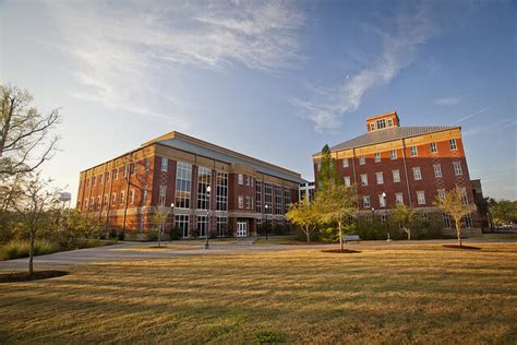 Llᐈ Top 7 Mejores Universidades De Georgia Prestigiosas 2024