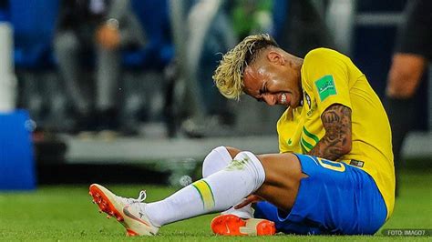 Neymar Se Lesionó Y Preocupa A Todo Brasil La Gaceta Salta