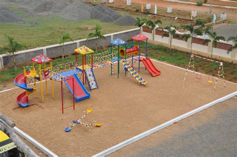 Multi Play Mnt Children Playground Equipment Manufacturer