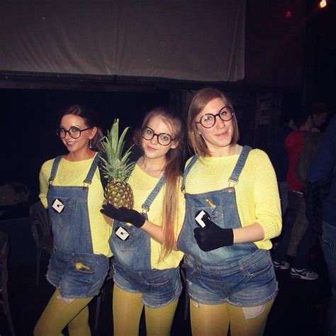 3s Not A Crowd Its A Party These Trio Halloween Costumes Prove It