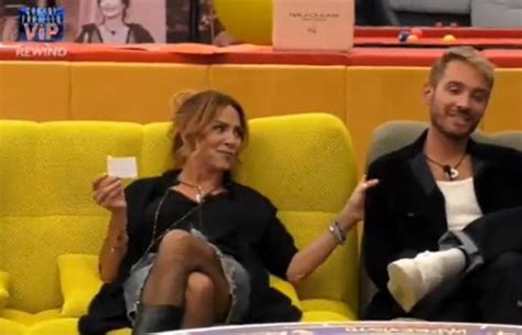 Ora Paga La Penitenza Patrizia Rossetti Resta In Topless Al GfVip