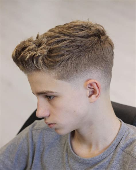 Low Taper Fade Haircut Top Haircuts For Men Boy Haircuts Short Quiff
