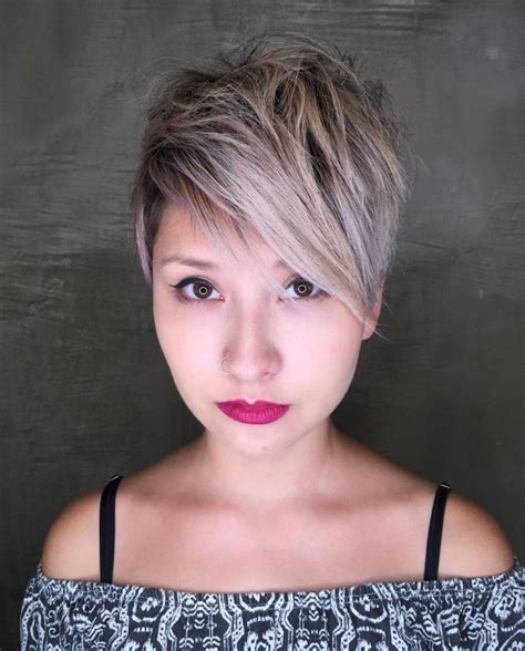 Choppy Pixie With Side Bangs Hairstyles For Round Faces