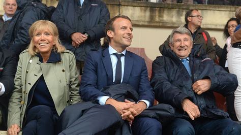 En Déplacement En Vendée Emmanuel Macron Déclare Je Ne Suis Pas