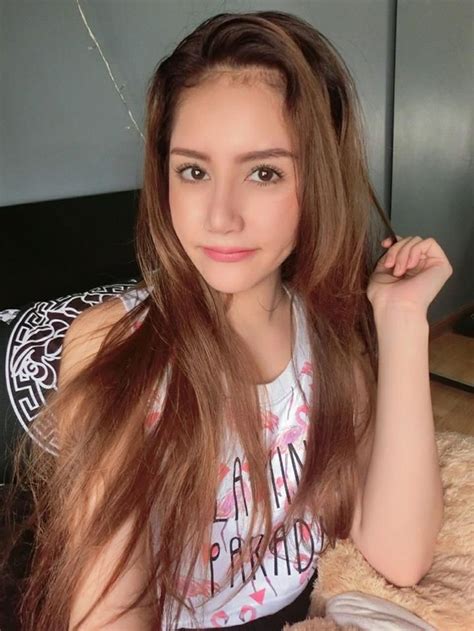 foto ini nunnpus model cantik thailand yang tewas gantung diri