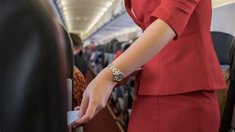 Flight Attendants Reveal All The Crazy Facts They Dont Tell Passengers