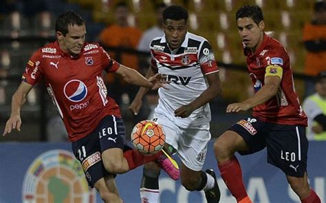 Mar 10, 2017 · 1. Santa Cruz venció 3-1 a Independiente Medellín y avanza a ...