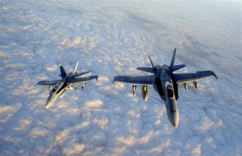 Since update 1.7b added as a test 1 more page lim (limitations) also give it a sort of ipad look both. Beautiful F18 Wallpaper | Full HD Pictures