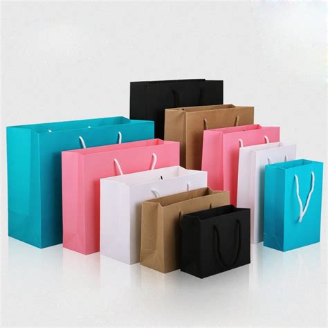 Custom Luxury Bouquet Clothing Shopping Retail Black Paper Bags With