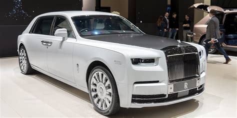 Nothing Says Rich Like The 2019 Rolls Royce Phantom Heres What You