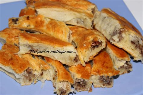 Meryem in mutfağından EL AÇMASI KIYMALI CEVİZLİ BÖREK