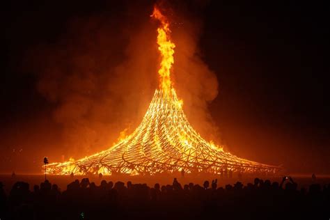 The Playlist Of The 2018 Burning Man Temple Burn Boing Boing