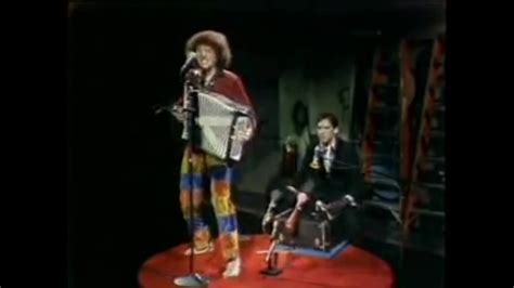 Weird Al Yankovic Another One Rides The Bus Youtube