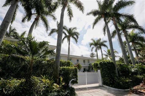 Jeffrey Epsteins Palm Beach Mansion Demolished To Erase Reminder Of Crimes Abc News
