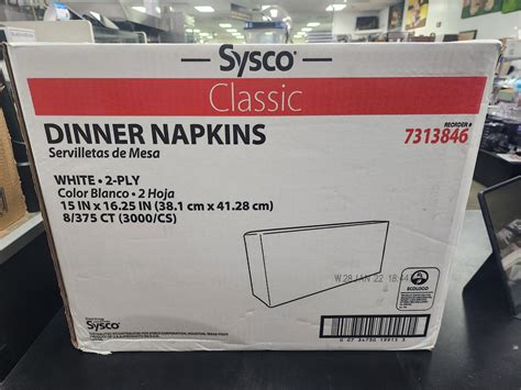 Sysco Classic Dinner Napkins 7313846 15" x 16" 8/375 CT (3000/CS