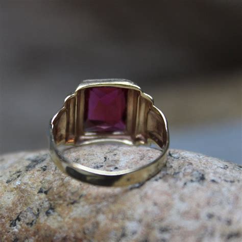 1930s Vintage 10k Solid Gold Red Stone Ring 29 Grams Size 7 Gold Mens