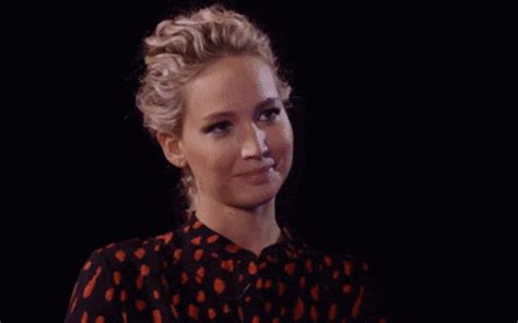 Jennifer Lawrence Funny Gif Jennifer Lawrence Funny Hilarious Discover Share Gifs