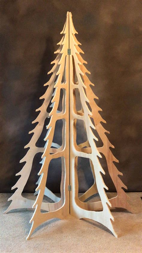 20 Plywood Christmas Tree Shelf