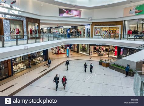 Town Centre Retailer High Resolution Stock Photography And Images Alamy