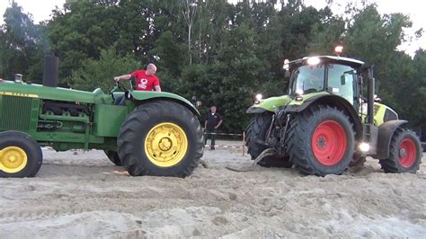 John Deere Vs Claas Youtube