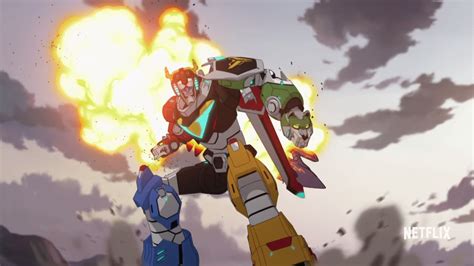 Watch The Official Trailer For Voltron Legendary Defender
