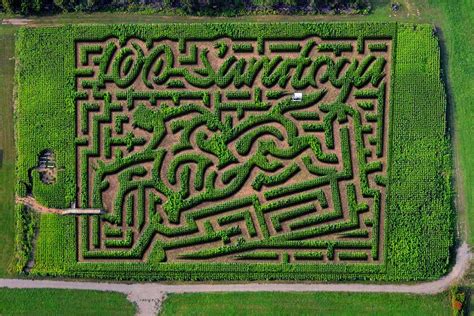 New Yorks Best Corn Maze The Amazing Maize Maze Is A Great Fun Fall