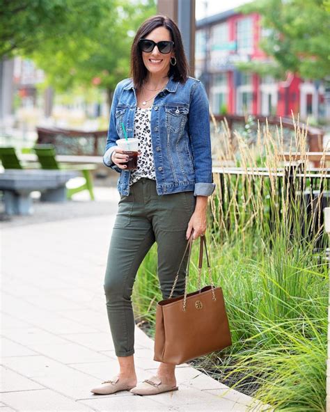Olive Green Cargo Pants Outfit The Ultimate Style Guide For