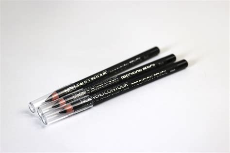 Precision Pencil Black Nouveau Contour