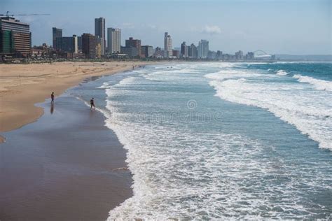 Durban Skyline Und Strand Redaktionelles Stockfoto Bild Von Afrika