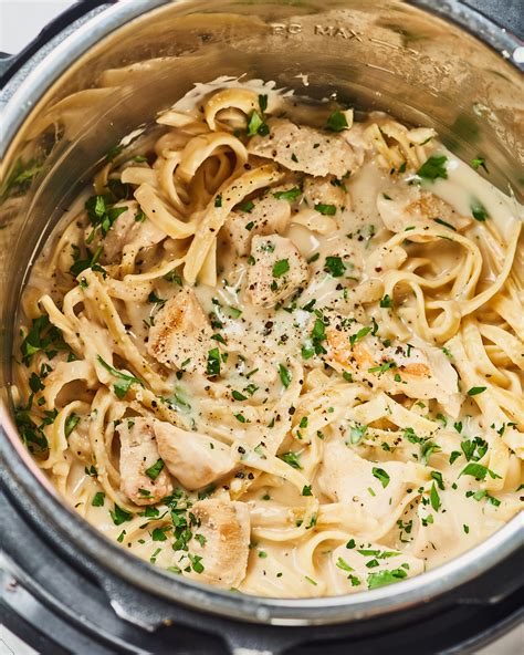 10 Instant Pot Chicken Dinners That Only Have 5