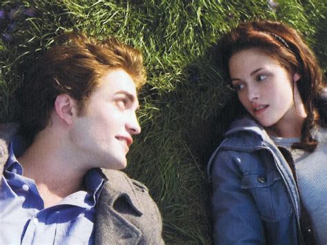 Edward And Bella Twilight Wallpaper