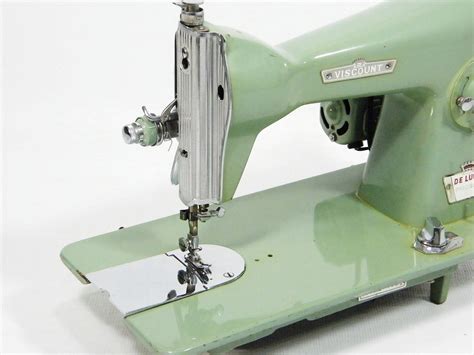 Jade Green Sewing Machine Heavy