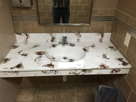 25 Bathroom Design Fails You Have To See To Believe