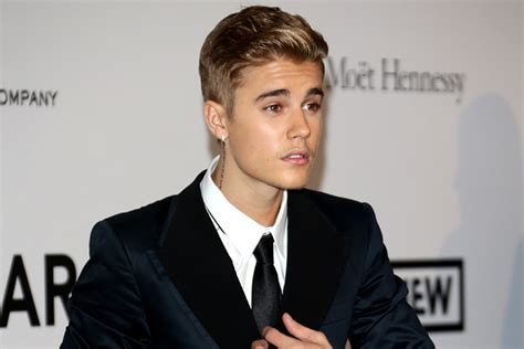 justin bieber s paparazzi lawsuit may be debunked by new evidence
