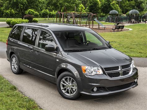 Five 8 Passenger Minivans To Pile Into In 2014