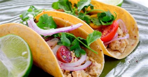 See more ideas about recipes, food, asian recipes. Lemongrass Chicken Soft Tacos- Asian Fusion Appetizers