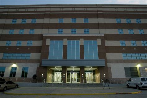Harris County Jail Under Fire After 60 Year Old Guard Allegedly Raped