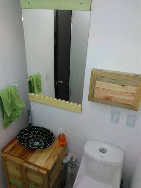 Below are 25 rustically divine pallet project ideas to transform any space this summer. DIY Pallet Wood Bathroom Vanity | 101 Pallets