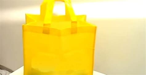 New York To Ban Plastic Bags Harming Shoppers Liberty Unyielding