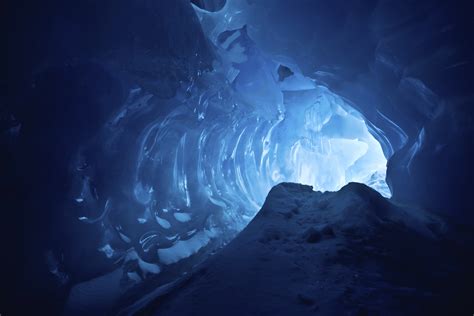120578868 3000×2000 Underwater Caves Cave Images Ice Cave