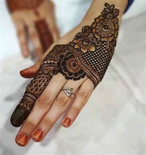 Jewellery Mehndi Design Just For Sweet Ladies Wedding Bels