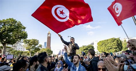 Undici Anni Fa La Rivoluzione Popolare Che Cambiò La Storia Della Tunisia