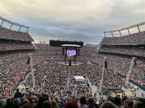 Garth Brooks Concert In The Mile High Stadium Such Amazing Performance