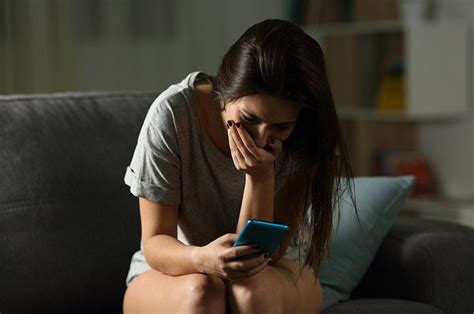 cyberbullying why it s so hard to deal with and how it affects mental health