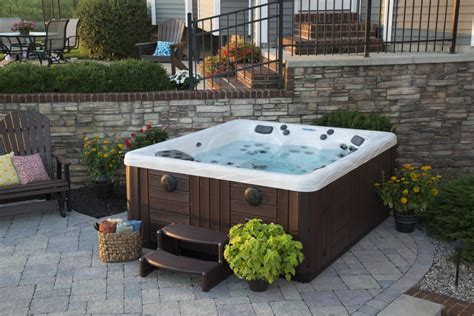 Amazing Four Person Hot Tubs For Your Backyard Master Spas Blog