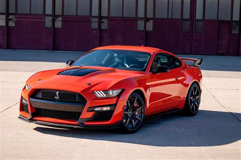 Thieves Steal 4 Brand New Ford Mustang Gt500s From Ford Plant Carbuzz