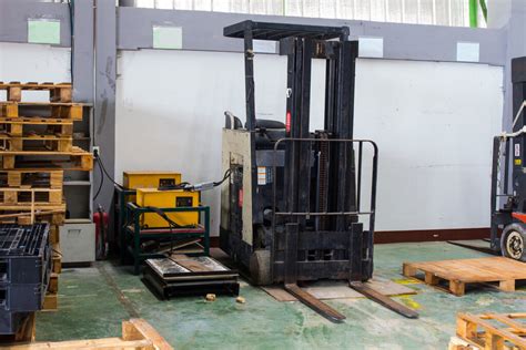 How To Maintain Your Forklift Battery Multy Lift Forktrucks Limited
