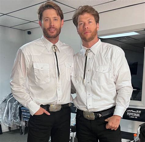 Jensen Ackles With A Stunt Double On The Set Of Big Sky Beauarlen