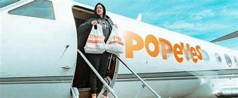 Vía telefónica o online (página web). Diplo Gets a Jet Delivery of Popeyes' Sold-Out Chicken ...