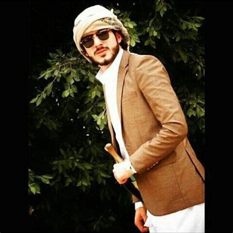 شاب خدوم يحب الاخرين و يساعد الضعيف و يخدم. صور شباب اليمن , خلفيات لاحلي رجال العرب - قصة شوق